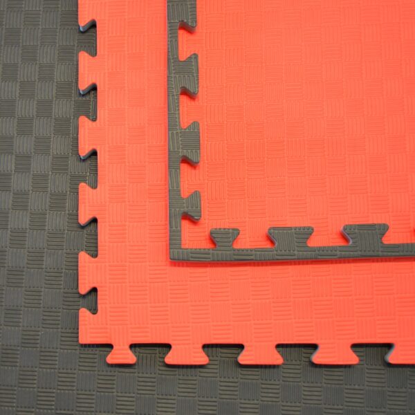 KAMPFSPORTMATTEN SCHWARZ/ ROT 100X100X2CM – Bild 4