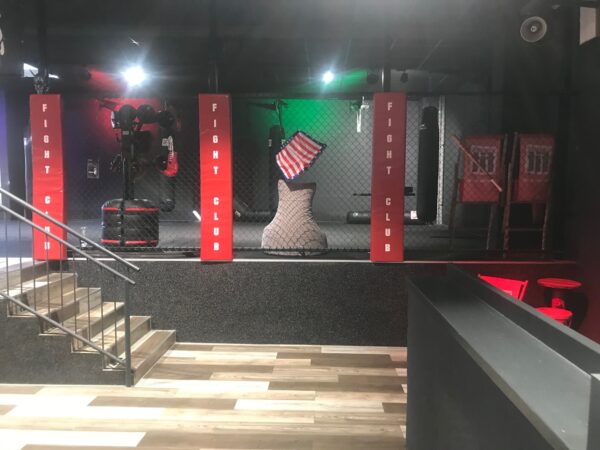 MMA Cage Walls für Sportstudios mit Eckenpolstern und eigenem Logo